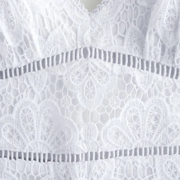 Abercrombie & Fitch - White Lace Mini Dress - Picture 2 of 3